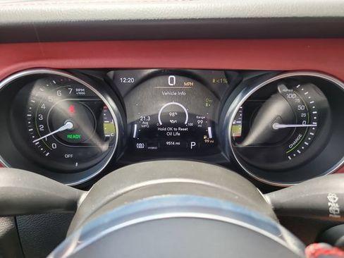 Used 2023 Jeep Wrangler Unlimited Rubicon 4xe AWD/4WD image 32