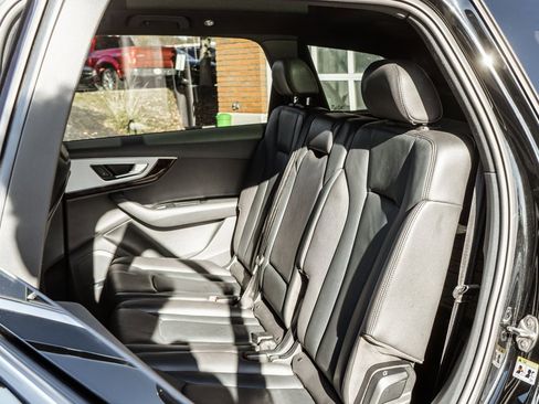 Used 2018 Audi Q7 2.0T Premium Plus w/ Premium Plus Package image 27