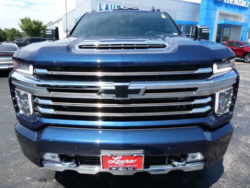 Certified 2022 Chevrolet Silverado 2500 High Country w/ Z71 Off-Road Package AWD/4WD image 10