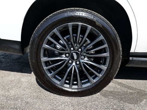 Used 2025 Cadillac Escalade Sport Platinum w/ LPO, Floor Liner Package image 70