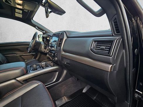 Used 2023 Nissan Titan PRO-4X w/ Pro-4x Convenience Package image 19