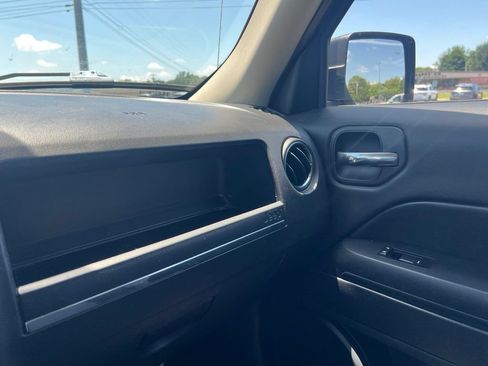 Used 2015 Jeep Patriot Sport w/ Power Value Group FWD image 14