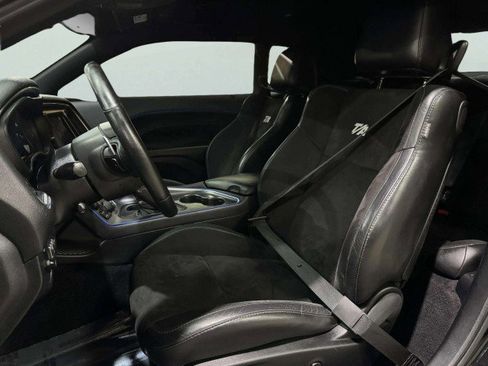 Used 2018 Dodge Challenger T/A image 24