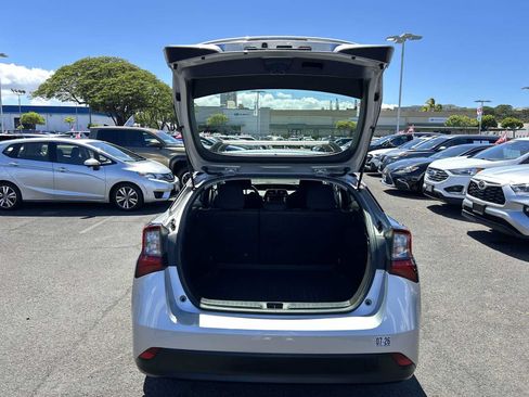 Used 2022 Toyota Prius L Eco FWD image 18