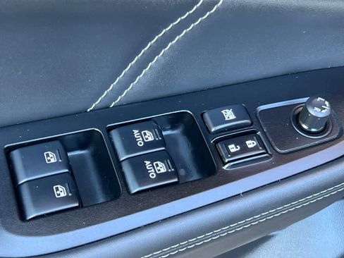 Used 2018 Subaru Outback 2.5i Limited image 13