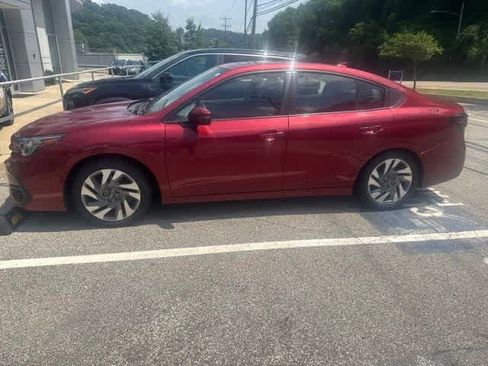 Used 2024 Subaru Legacy Limited AWD/4WD image 3