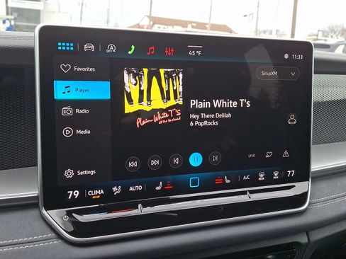 New 2026 Volkswagen Tiguan SE R-Line image 9