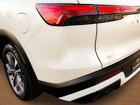 Used 2023 INFINITI QX60 Luxe image 6