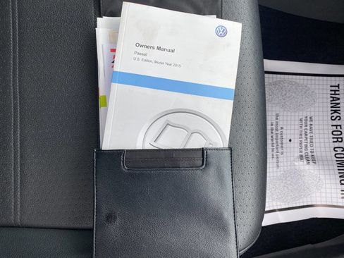 Used 2015 Volkswagen Passat 1.8T Limited Edition image 32