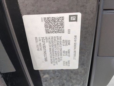 Used 2019 Chevrolet Corvette Grand Sport w/ Carbon Flash Badge Package image 20