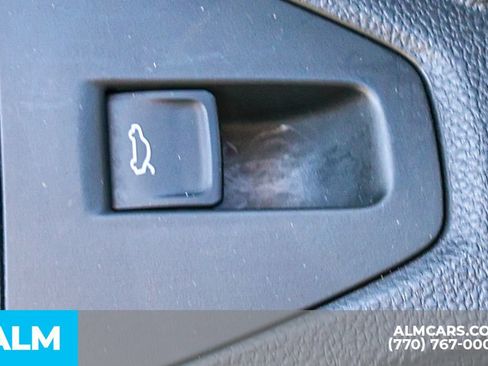 Used 2025 Volkswagen Jetta Sport FWD image 45