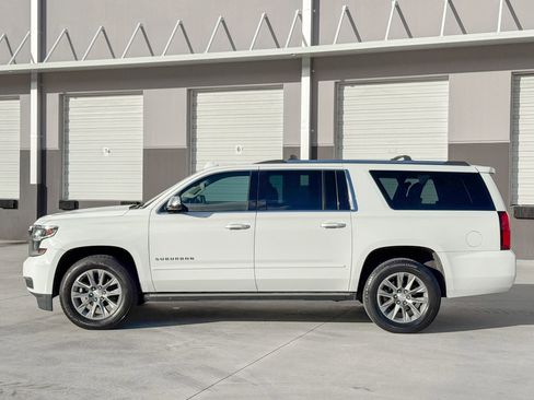 Used 2020 Chevrolet Suburban Premier w/ Max Trailering Package image 3