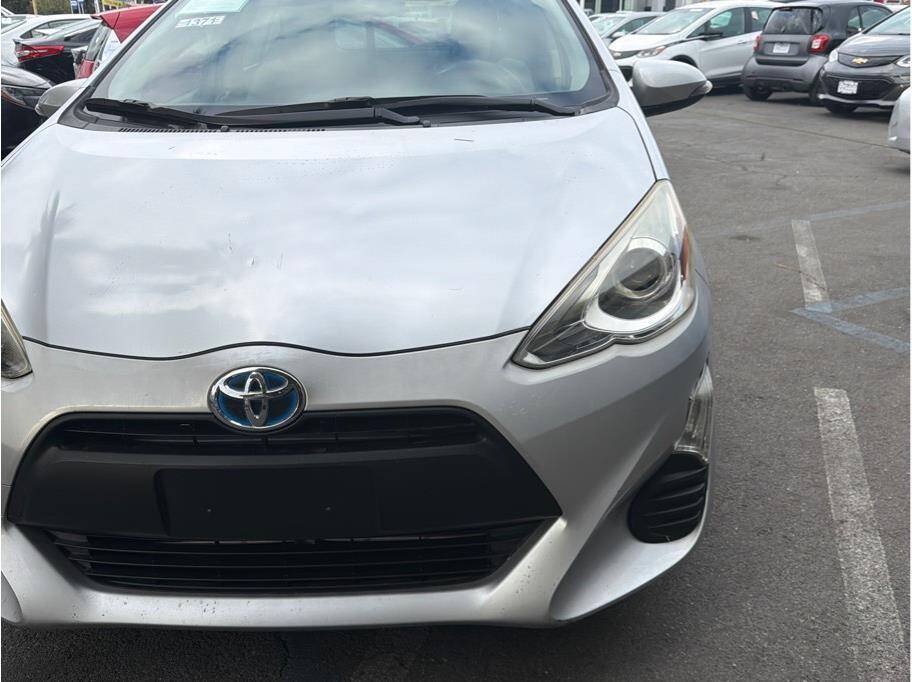 Used 2016 Toyota Prius C One FWD image 21