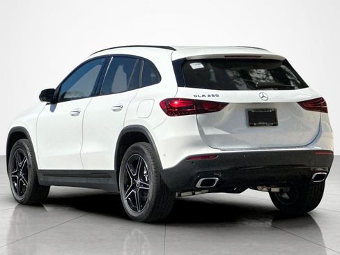 New 2026 Mercedes-Benz GLA 250 image 3