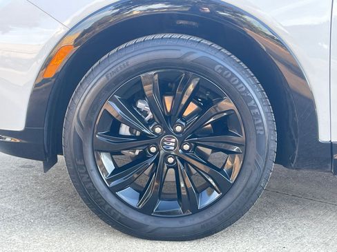 Used 2025 Buick Envista Sport Touring image 31