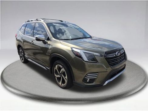 Used 2023 Subaru Forester Touring AWD/4WD image 3