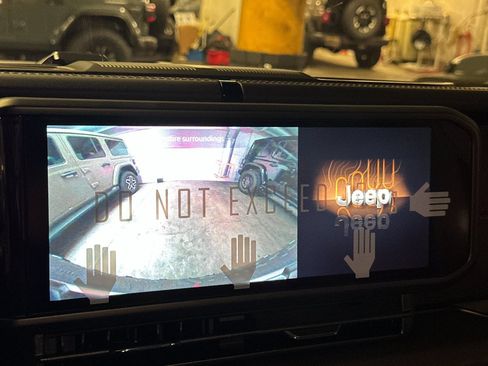 New 2026 Jeep Wrangler Unlimited Rubicon AWD/4WD image 18