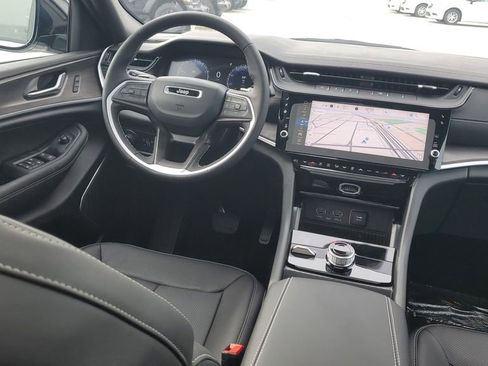 New 2026 Jeep Grand Cherokee L Limited image 12