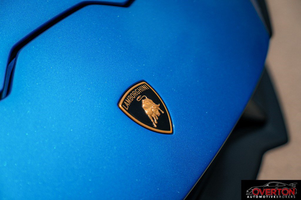 Used 2023 Lamborghini Huracan Tecnica RWD image 12