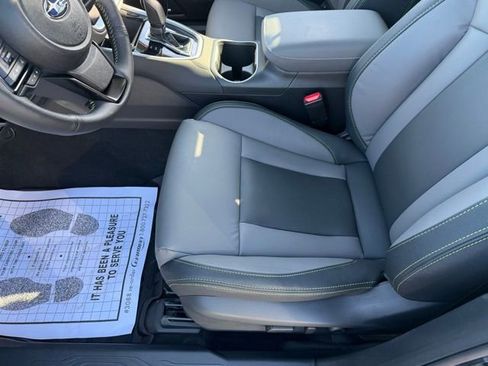 Used 2025 Subaru Outback Onyx Edition w/ Popular Package #2 image 27