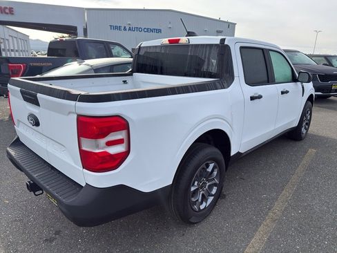 New 2026 Ford Maverick XLT image 6