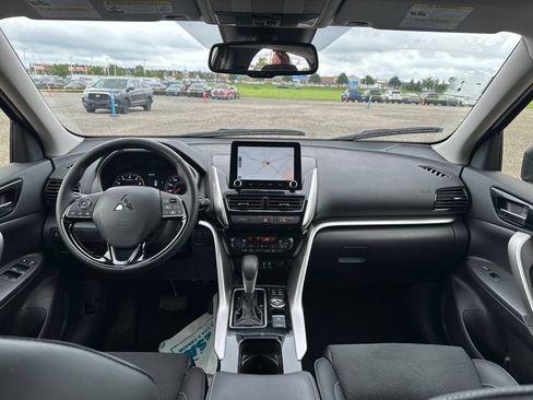 Used 2024 Mitsubishi Eclipse Cross SE AWD/4WD image 19