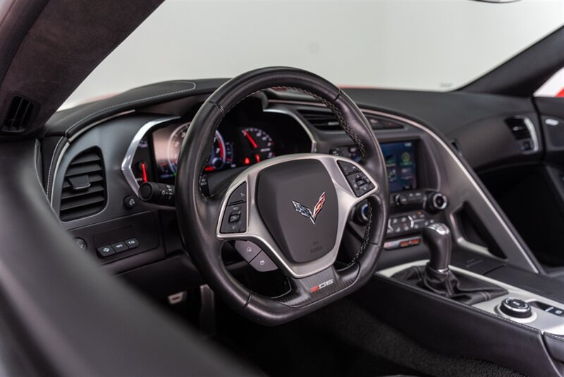 Used 2018 Chevrolet Corvette Z06 RWD image 97