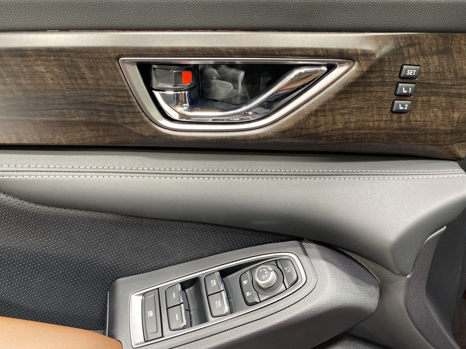 New 2026 Subaru Ascent Touring AWD/4WD image 13