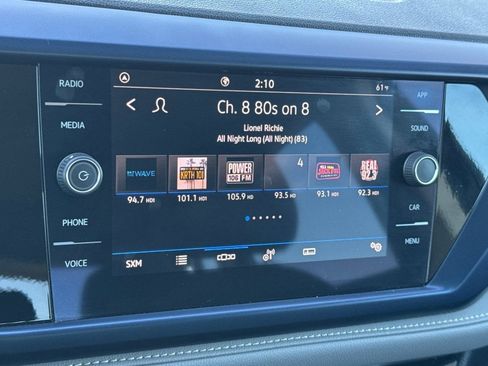 Used 2024 Volkswagen Taos SE image 18