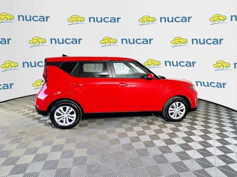 Used 2023 Kia Soul LX image 8