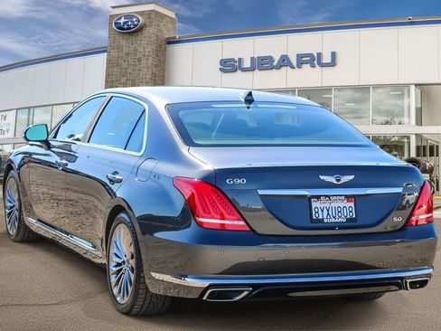 Used 2019 Genesis G90 5.0 Ultimate image 2