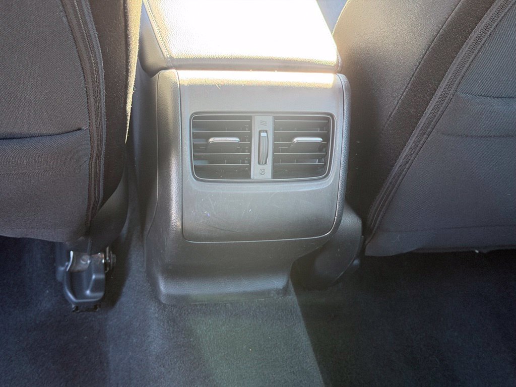 Used 2018 Honda Accord EX image 18