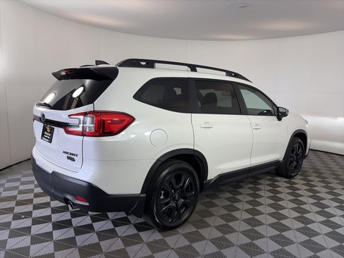 Used 2025 Subaru Ascent Onyx Edition AWD/4WD image 11