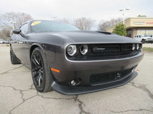 Used 2023 Dodge Challenger R/T Scat Pack w/ T/A Package image 9