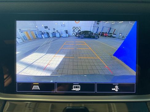 Used 2022 Cadillac XT5 Premium Luxury image 4