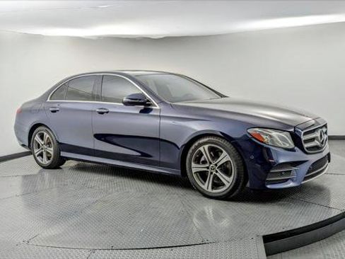 Used 2018 Mercedes-Benz E 300 image 11