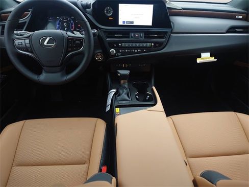 New 2025 Lexus ES 350 w/ Premium Package image 10