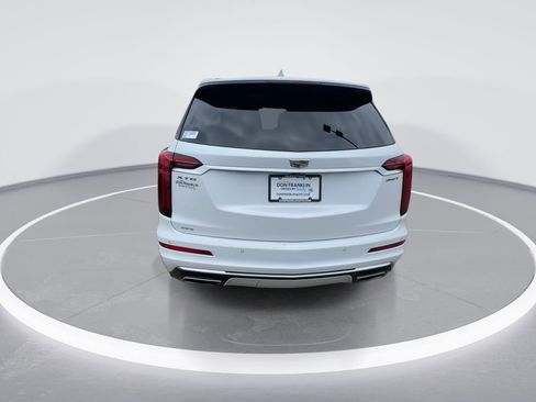 Used 2024 Cadillac XT6 Luxury w/ LPO, Floor Liner Package AWD/4WD image 7