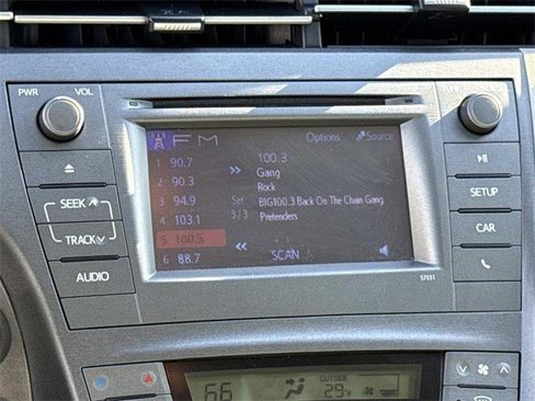 Used 2013 Toyota Prius Two image 15