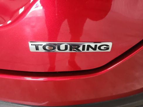 Used 2025 Honda Pilot Touring image 36