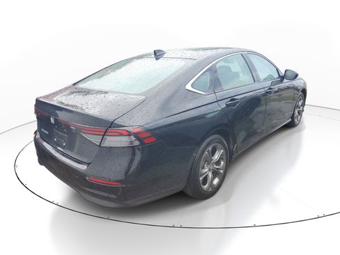 Used 2023 Honda Accord EX image 5