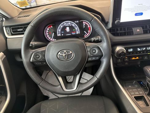 Used 2023 Toyota RAV4 XLE w/ Convenience Package AWD/4WD image 11