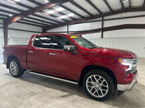 Used 2023 Chevrolet Silverado 1500 LTZ w/ Technology Package AWD/4WD image 7