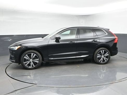 Used 2023 Volvo XC60 B5 Plus w/ Climate Package AWD/4WD image 6