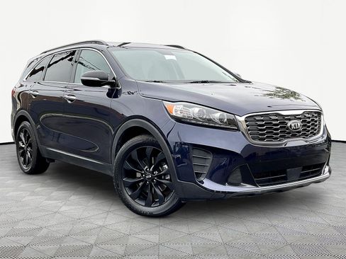 Used 2020 Kia Sorento S FWD image 3