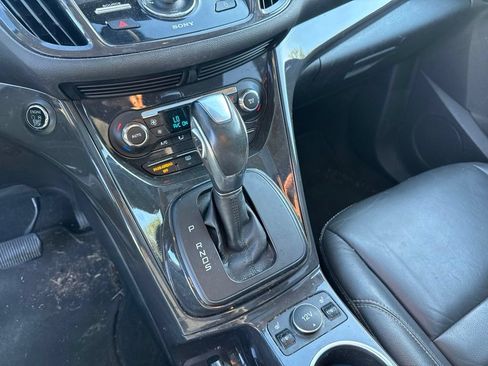 Used 2016 Ford Escape Titanium w/ Equipment Group 301A AWD/4WD image 7