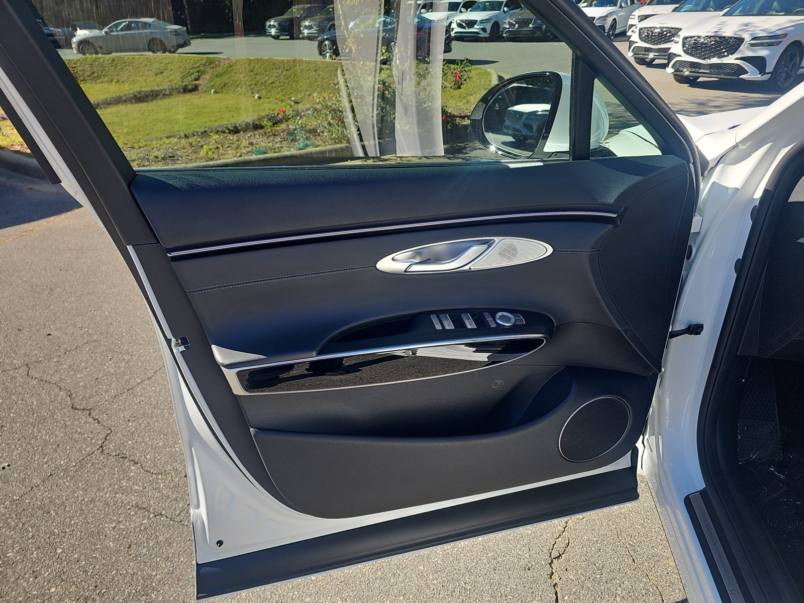 Used 2026 Genesis GV70 2.5T AWD/4WD image 10