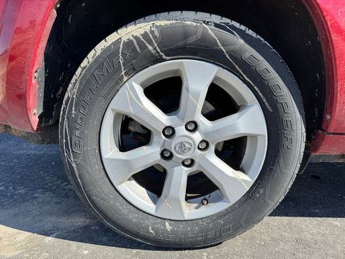 Used 2011 Toyota RAV4 Limited w/ Limited Extra Value Pkg image 38