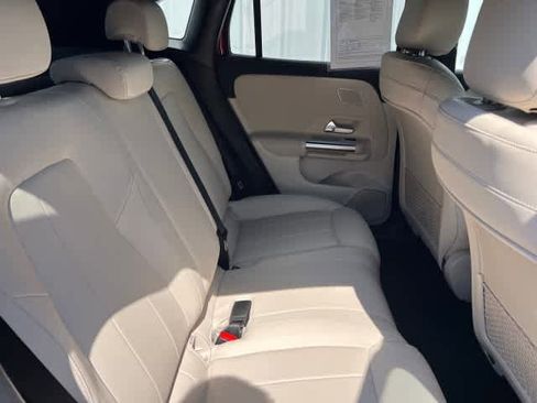 Certified 2021 Mercedes-Benz GLA 250 GLA 250 image 23