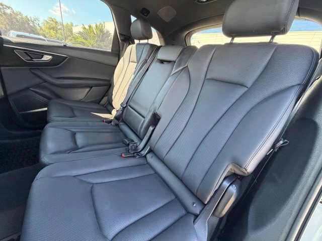 Used 2024 Audi Q7 3.0T Prestige AWD/4WD image 32